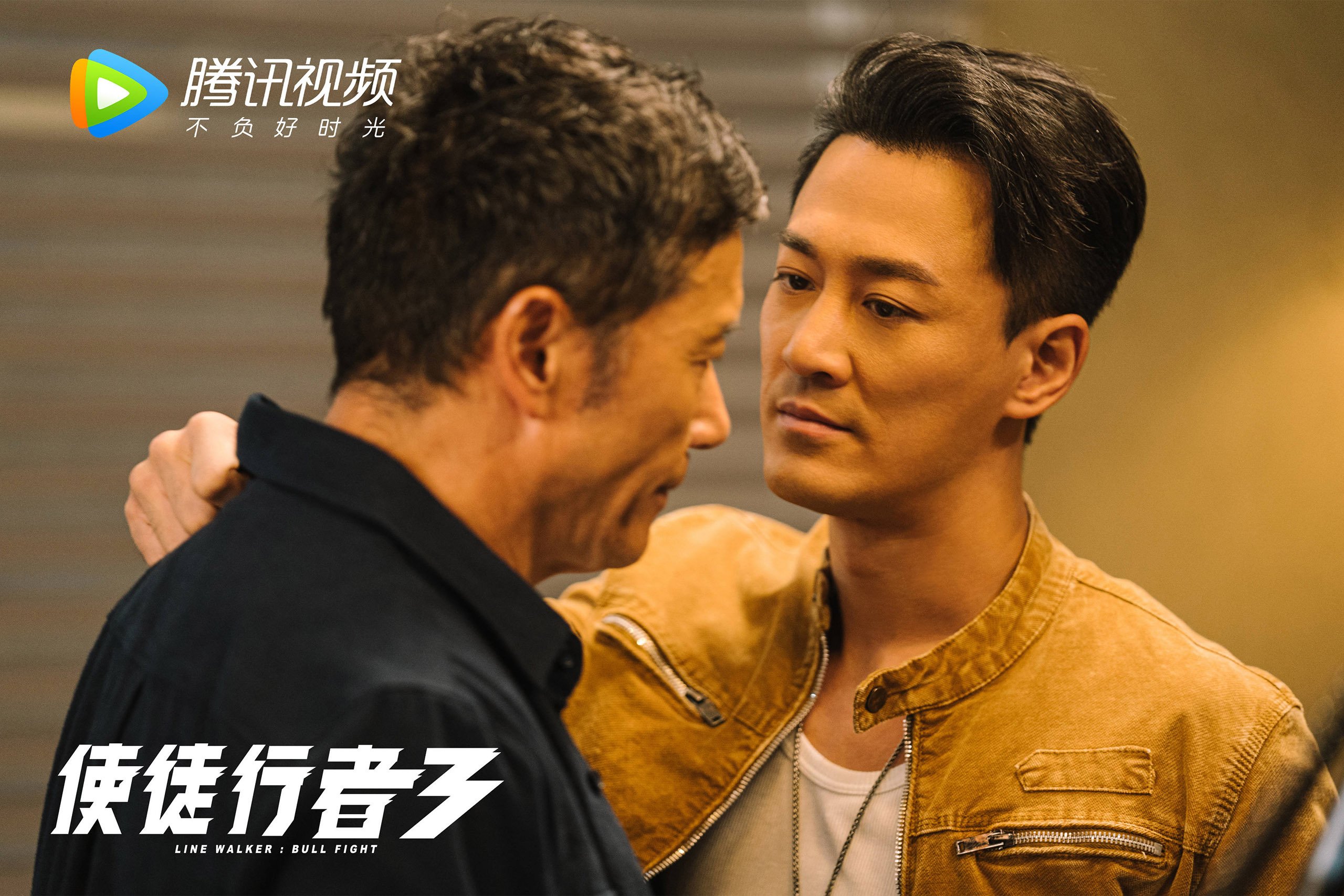 尼克斯完封太阳，季后赛首轮中布伦森双手暴扣点燃全场，纽约尼克斯与布鲁克林篮网